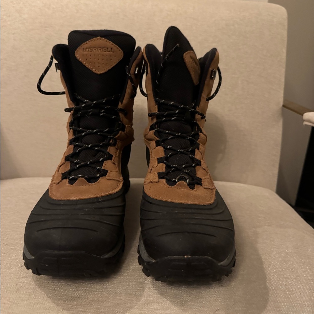 Merrell Men's Black and Brown Hiking Boots